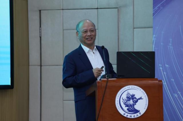 杨开忠.jpg